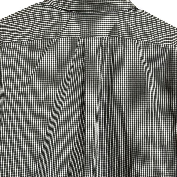 Eddie Bauer classic fit, button-down shirt, men's size XL - Picture 10 of 12